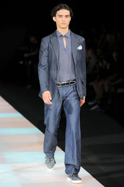 Look 38